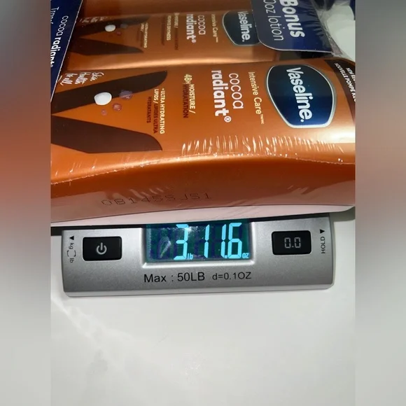 Vaseline Intensive Repair Cocoa Radiant Body Lotion 2 pk Vaseline mini Lip Balm - Picture 5 of 5